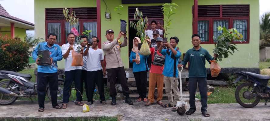 Polsek Pulau Burung Gelar Sosialisasi Penanaman Pohon Bagi Gen Z dalam Peduli Lingkungan Hutan