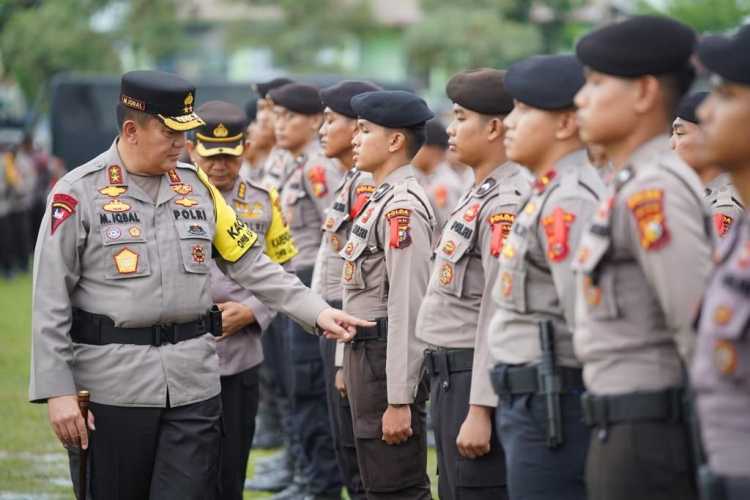 Pimpin Apel Kesiapan Pengamanan, Irjen Iqbal : Polda Riau Siap Amankan Proses Pemilu Termasuk Tahapan Kampanye