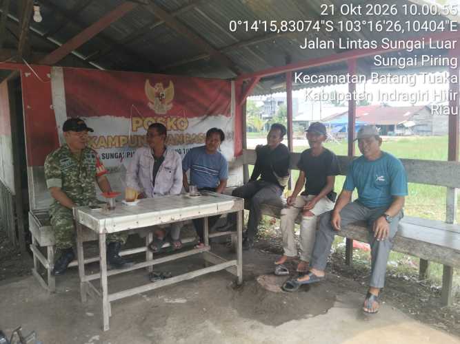 Musim Angin Kencang, Babinsa Koramil 12/Btk Tegaskan Kehati-hatian Bagi Pengguna Speedboat di Sungai Piring