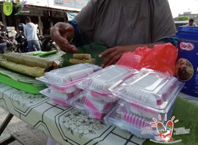 Kue Talam Merah Putih Khas Kota Tembilahan Murah Meriah