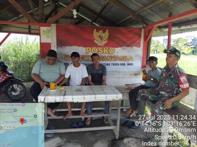 Babinsa Koramil 12/Batang Tuaka Perkuat Kamtibmas di Kampung Pancasila, Cegah Kriminalitas