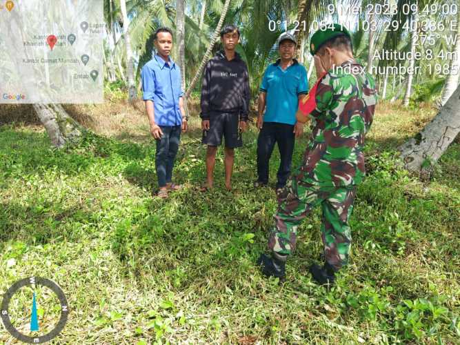 Babinsa Koramil 08/Mandah Selalu Ingatkan Warga Akan Bahaya Karhutlah