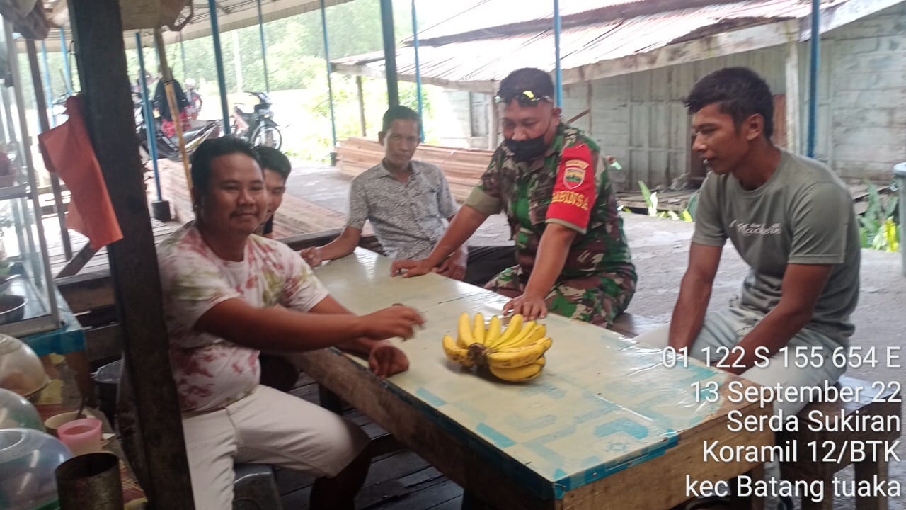 Serda Sukiran Babinsa Koramil 12/Batang Tuaka Bentuk Persepsi Persatuan