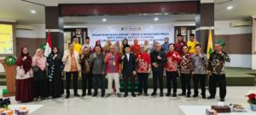 Rektor Unilak Rombak Jabatan Strategis