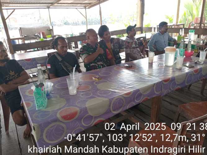 Babinsa Desa Bente Jaga Kekompakan Warga Lewat Ngopi Bareng