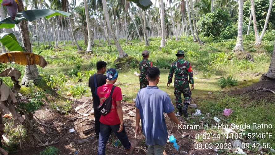 Para Babinsa Mengatasi Permasalahan Karhutlah di Wilayahnya