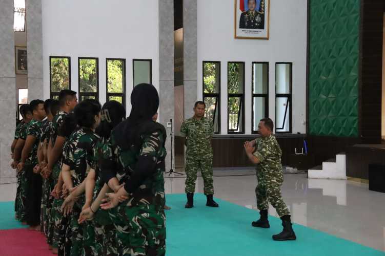 Jelang Lomba Virtual TNI AD, Kodam XIX Tuanku Tambusai Matangkan Atlet Pencak Silat Militer