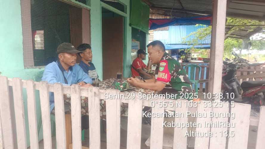 Babinsa Koramil 11/Pulau Burung Mediasi Pembinaan Kerukunan Warga di Desa Sungai Danai