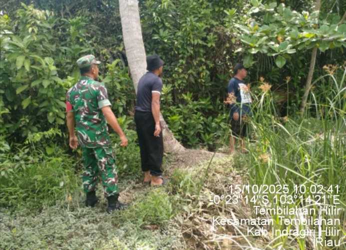 Babinsa Koramil 01/Tembilahan Gelar Patroli dan Sosialisasi Tapal Batas Bersama Masyarakat