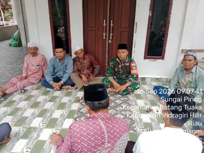 Babinsa Tanjung Siantar Tumbuhkan Sikap Kebersamaan melalui Komsos