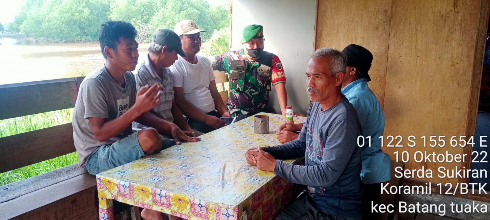 Serda Sukiran Babinsa Koramil 12/Batang Tuaka Mengajak Jaga Kesehatan