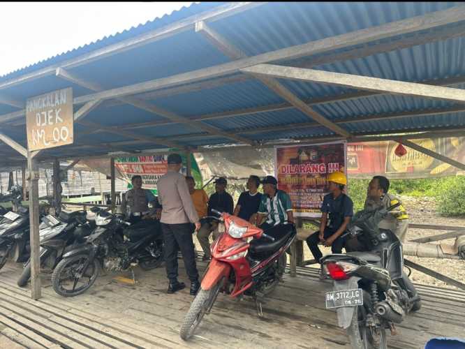 Kapolsek Pulau Burung Gencarkan Sosialisasi Larangan Membakar Lahan demi Kelestarian Lingkungan