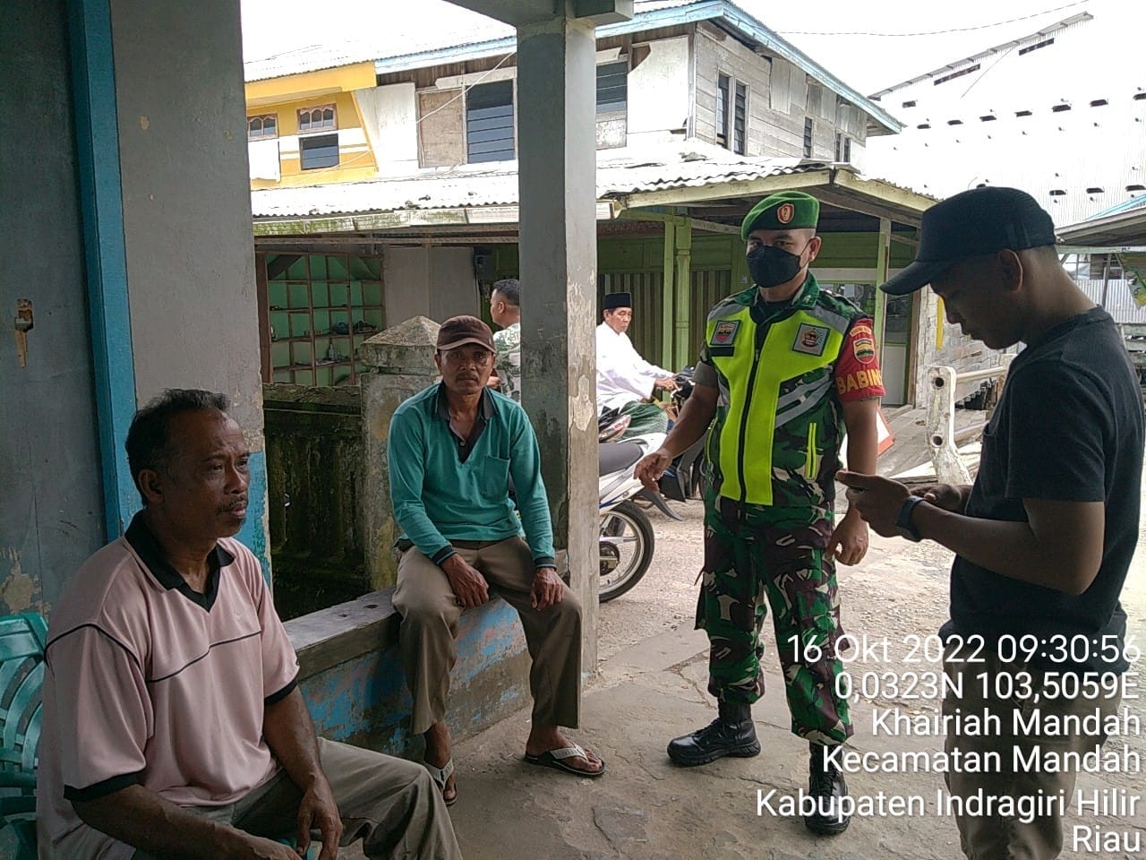 Serda Tomi Firman Babinsa Koramil 08/Mandah Sosialisasi Berjenjang