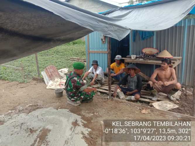 Sertu M.Yasin Silaturahmi Bersama Warga Kurang Mampu