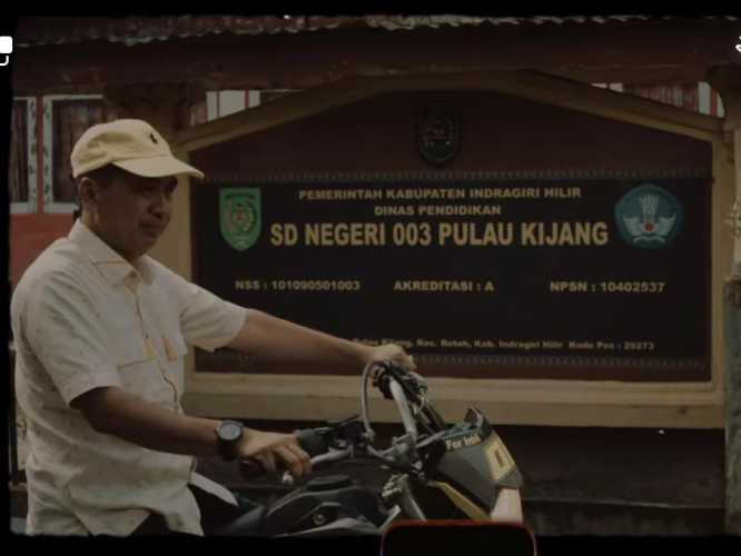 Nostalgia Masa Sekolah, Ferryandi Kunjungi SD 03 Pulau Kijang