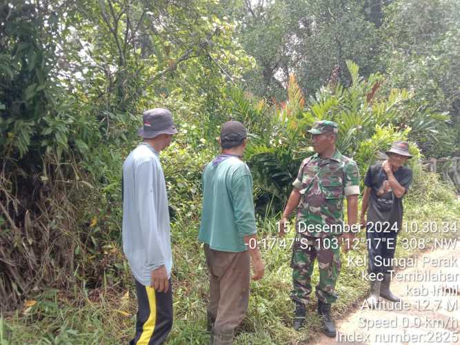 Babinsa Koramil 01/Tembilahan Gelar Patroli Karlahut, Himbau Masyarakat Jaga Lingkungan