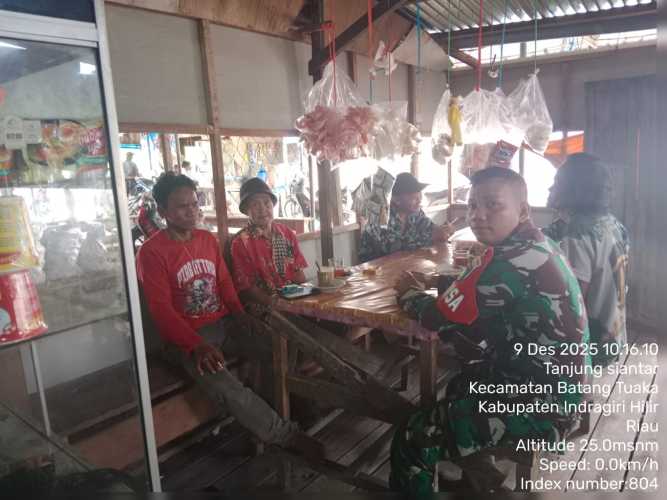 Babinsa Sungai Rawa Laksanakan Pembinaan Rutin Teritorial