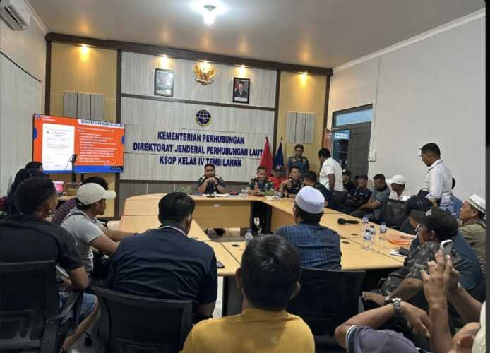 Sosialisasi Regulasi Keselamatan Pelayaran, KSOP Kelas IV Tembilahan Gelar Rapat Penjelasan KP-DJPL 505 Tahun 2025