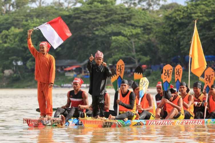 Dijadwalkan Dibuka Wapres Gibran, Pacu Jalur Jadi Sorotan Nasional