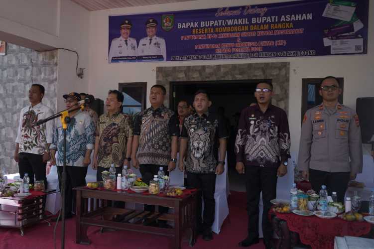 Wakil Bupati Asahan Serahkan BPJS Kesehatan Gratis dan KIP di 8 Kecamatan