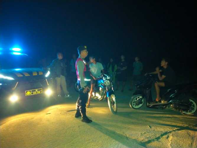 Personil Polsek Indrapura Laksanakan Patroli Malam untuk Antisipasi Gangguan Kamtibmas