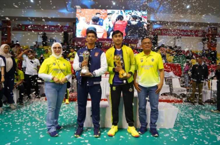 Wakapolda Riau Tutup Turnamen Bola Volly Kapolri Cup 2024 Zona I