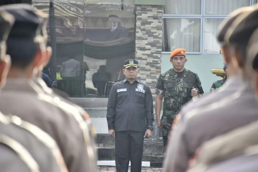 Menjaga Stabilitas Selama Pemilu,Ketua DPRD Kota Pekanbaru Mengikuti Apel Sinergitas TNi - Polri