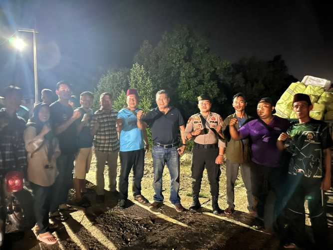 Kapolsek Pulau Burung Dampingi Pengiriman Bantuan Kemanusiaan untuk Aceh, Sumbar, dan Sumut