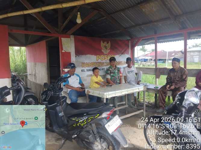 Babinsa Koramil 12/Batang Tuaka Aktif Laksanakan Komduk, Titip Pesan Pengasuhan Anak yang Baik