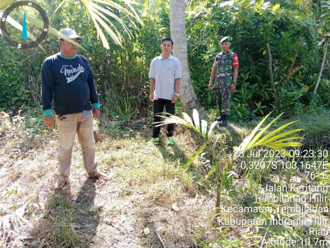 Serda Ronal Manalu Bersama Warga Intensifkan Patroli Karlahut