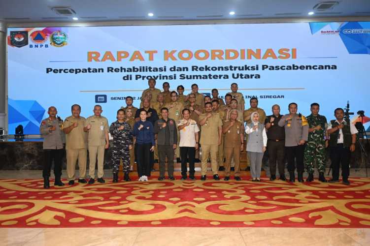 Kasatgas Pimpin Rakor Percepatan Rehabilitasi dan Rekonstruksi Pascabencana di Sumatera Utara