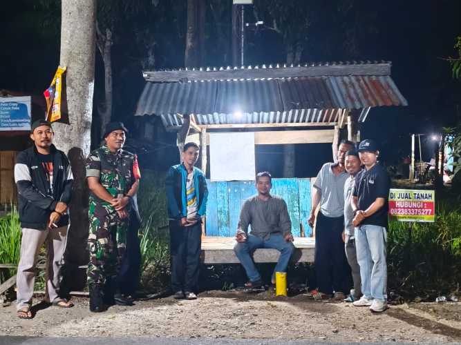 Babinsa Pulau Palas Laksanakan Patroli Ronda Malam di Bulan Ramadhan