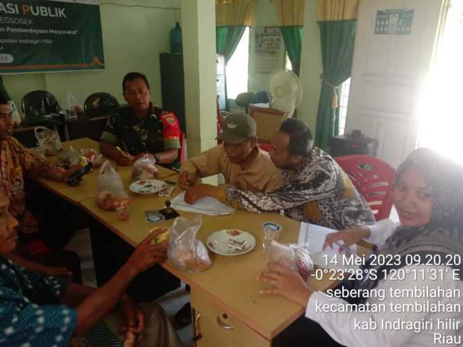 Babinsa Seberang Tembilahan Selatan Pimpin Rapat Bersama Tertib Tahun Politik