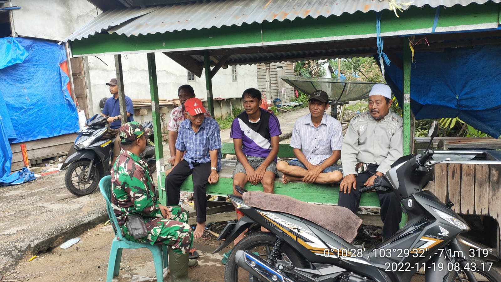 Babinsa Pelangiran Membangun Komunikasi Dialogis