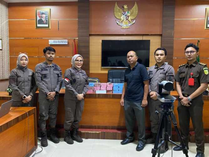 Kejari Inhil Terima Pengembalian Kerugian Negara Rp1,6 Miliar dalam Kasus Korupsi Jalan