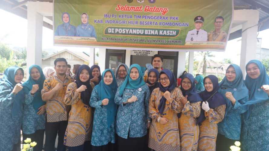 Kunjungi Posyandu Bina Kasih Kelurahan Selensen, Pj Ketua TP PKK Inhil Ajak Masyarakat Untuk Terus Mendukung Program-Program Posyandu