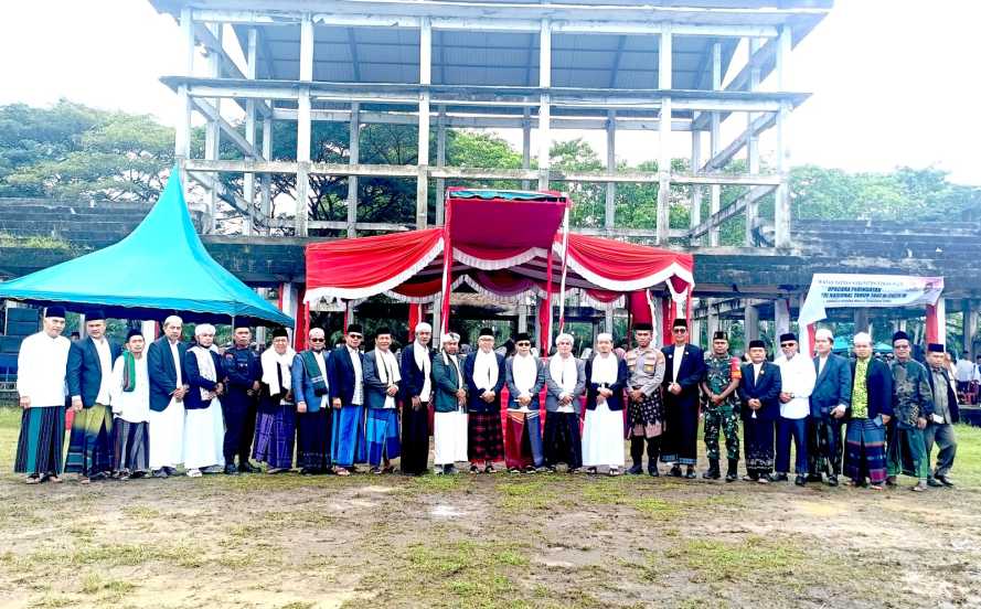 Gerimis Tak Halangi 700 Santri di Rohil Rayakan Hari Santri Nasional ke X