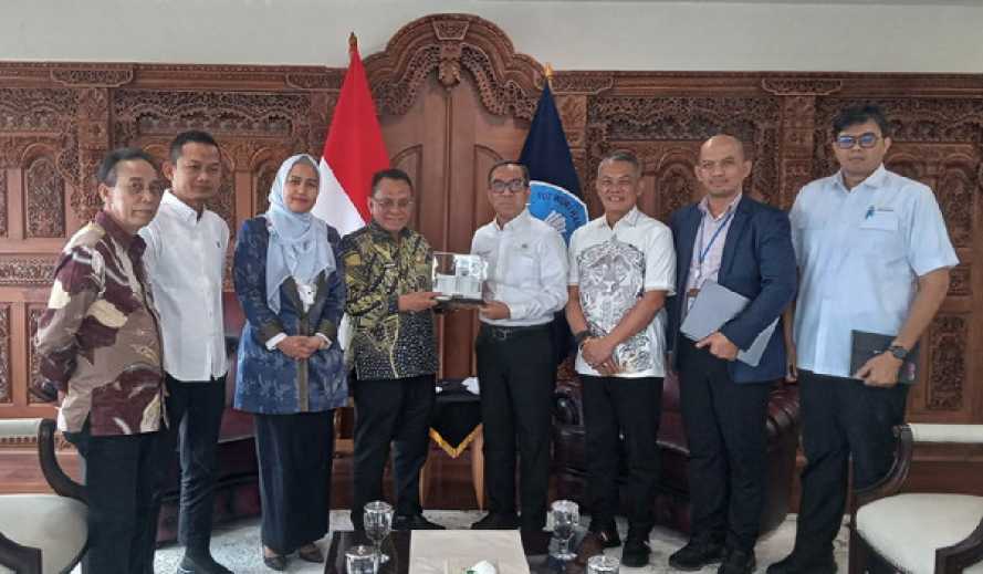 Karmila Sari–Bupati Rohil Dorong Pembangunan Sekolah Garuda untuk Percepat Pendidikan Wilayah 3T