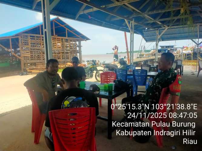 Babinsa membahas Sosialisasi Pembentukan Koperasi Desa Merah Putih: