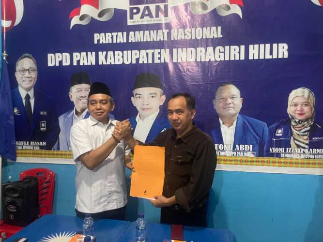 Bang Ferry Kembalikan Berkas Pencalonan Bupati, PAN Siap Berkontribusi Membangun Inhil