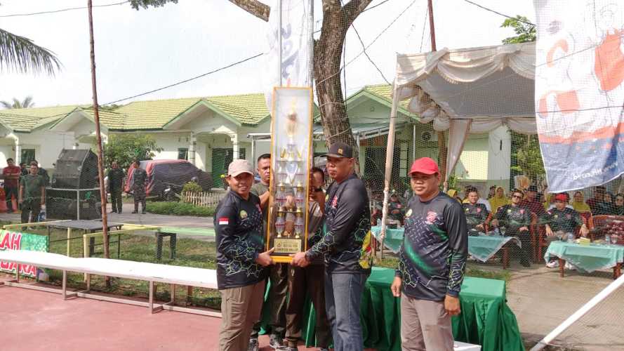 Ketua PBVSI Inhil Menghadiri Turnamen Volleyball Putra Dandim Cup 2024