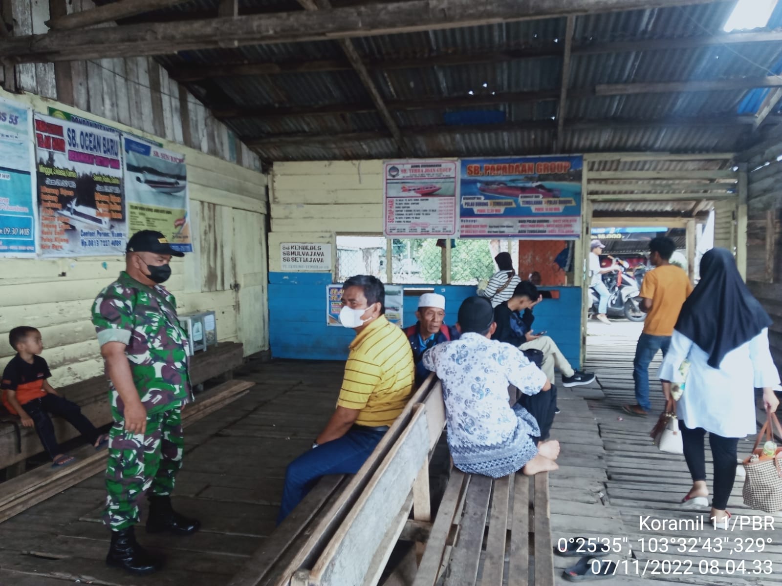 Babinsa Pulau Burung Utamakan Protokol Kesehatan