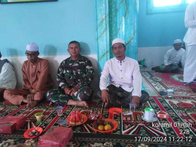 Babinsa Pekan kamis Peringati Maulid Nabi Muhammad Saw di Masjid Baiturrahim