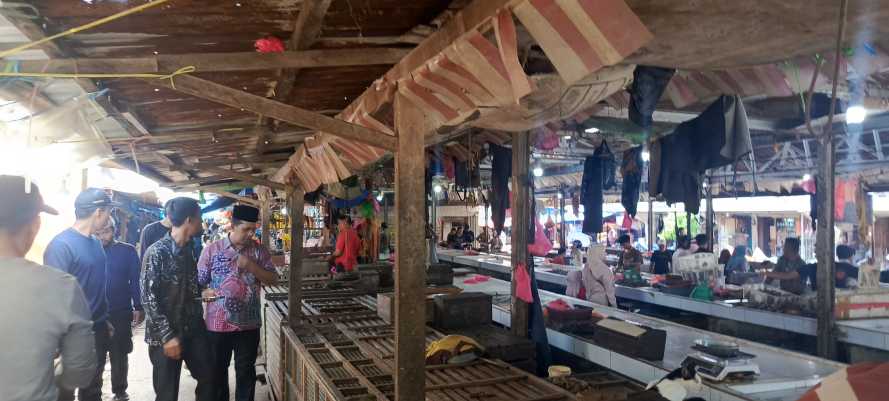 Kadis Koperindag Inhil Angkat Bicara soal Lonjakan Harga Ayam dan Daging Jelang Lebaran