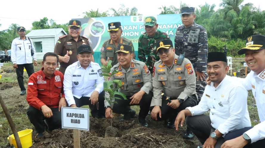 Kapolda Riau dan Gubernur Riau Kunker ke Kepulauan Meranti, Tinjau Pos Satkamling, Jembatan Panglima Sampul, hingga Green Policing