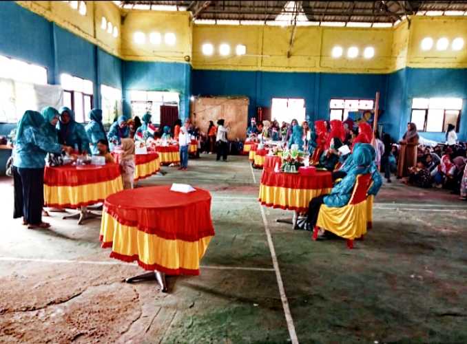 Meriahkan HUT RI Ke -79, TP. PKK Desa Seberang Pabenaan Gelar Perlombaan Bubur Asyura