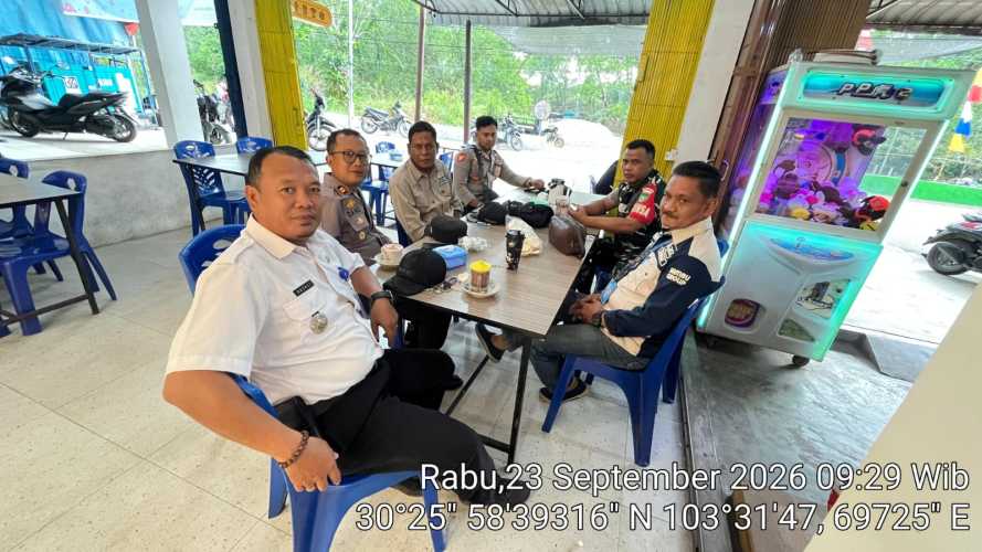 Babinsa Pulau Burung Gelar Koordinasi Lintas Forkopincam guna Dukung Pembangunan Daerah