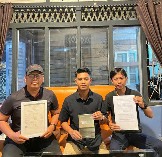 Pemuda Riau Tulis Buku Motivasi untuk Anak Komunitas Adat