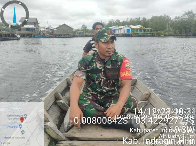 Babinsa Lakukan Pengawasan Terhadap Kelestarian Ekosistem Sungai