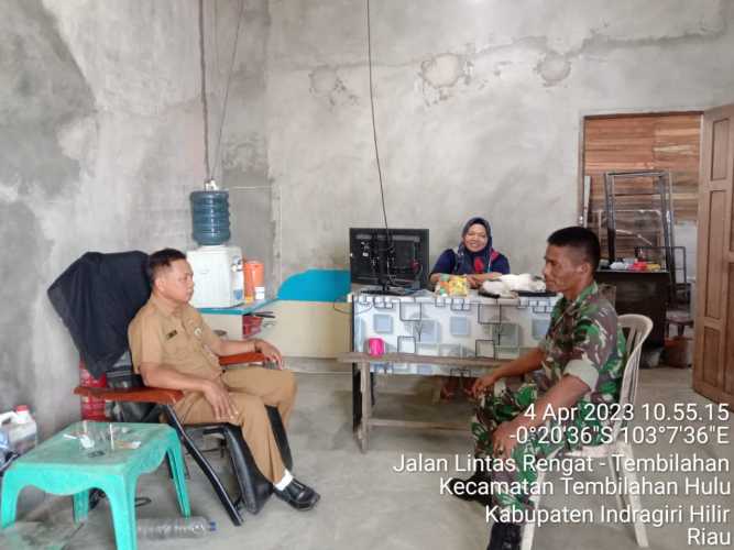 Komandan Pos Koramil 01 silaturahmi Bersama Kesos Kecamatan Tembilahan Hulu